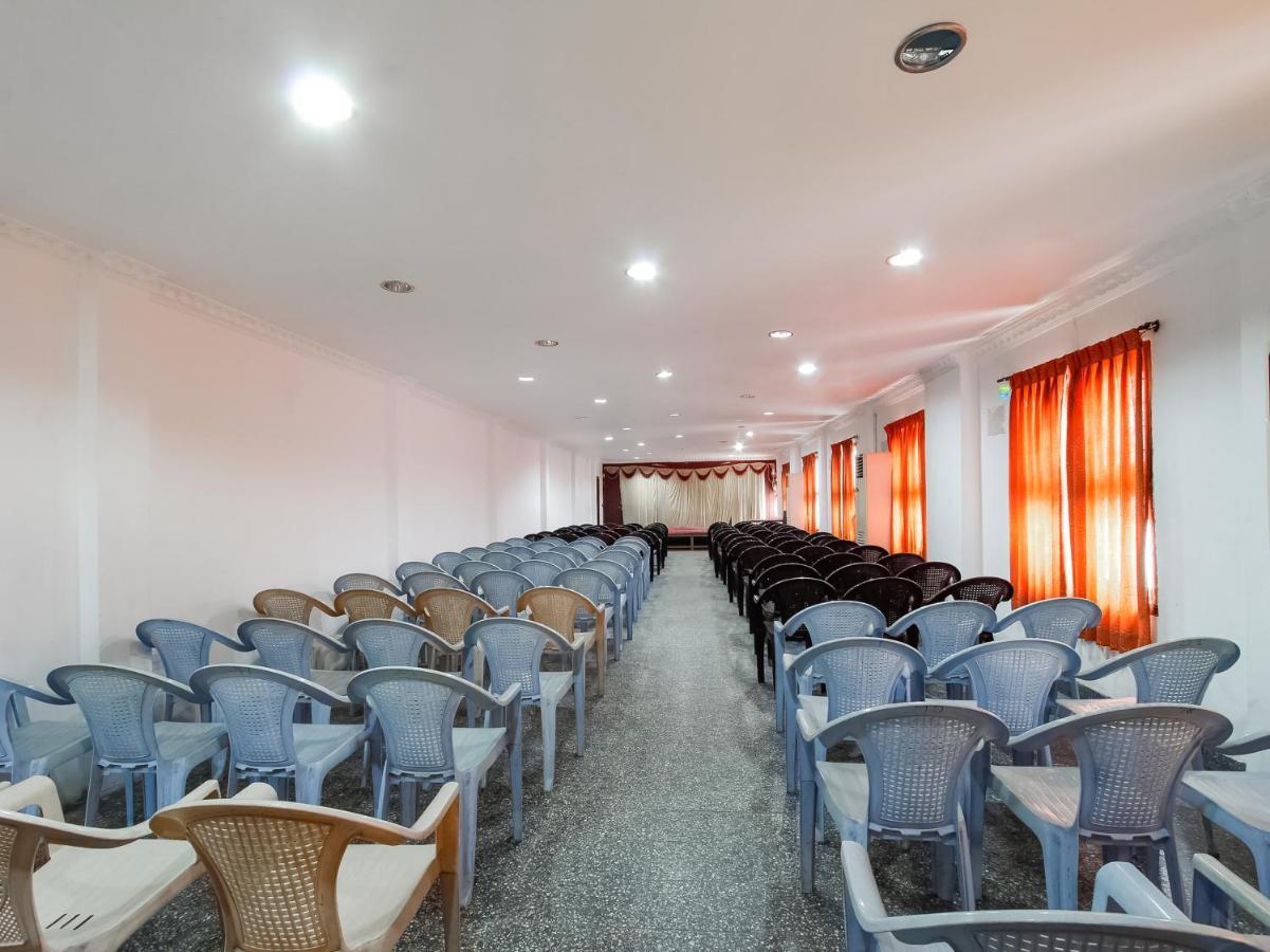 Spot On 43451 Hotel Sakunthala International 티루넬벨리 외부 사진